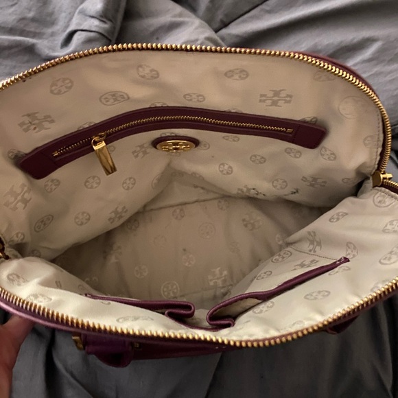 Tory Burch - Picture 3 of 5